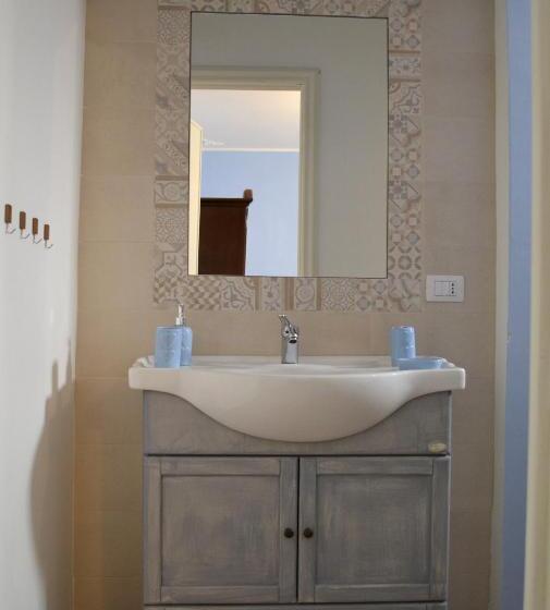 غرفة قياسية رباعية, Palmarì