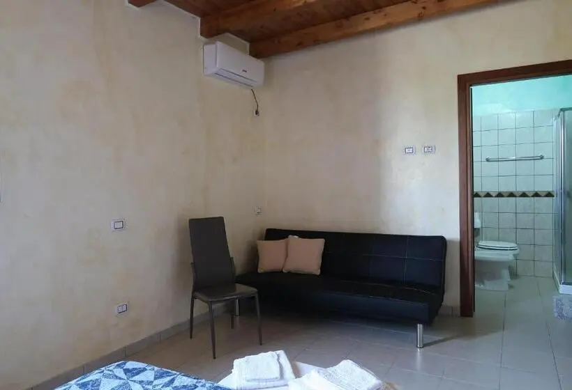 اتاق کلاسیک چهارنفره, S'arriali Ranch
