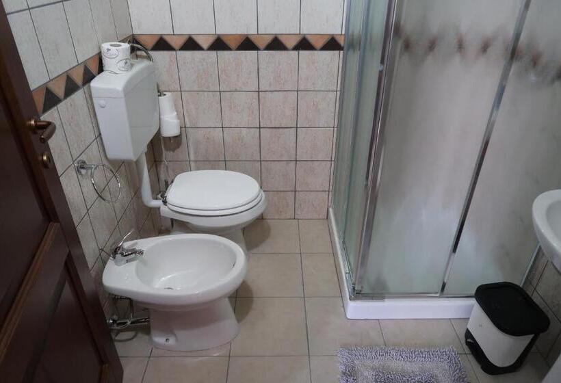 غرفة كلاسيكية رباعية, S'arriali Ranch