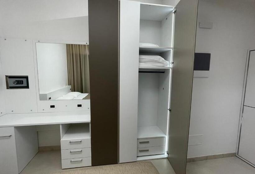 חדר סופריור לארבעה, Boschetto