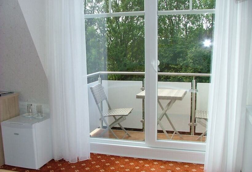 Номер Стандарт с Балконом, Thule