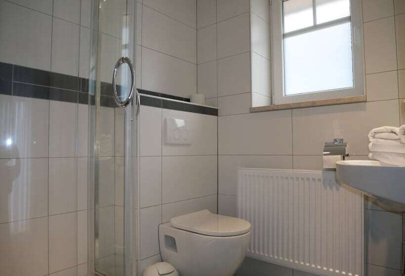 Номер Стандарт, Thule