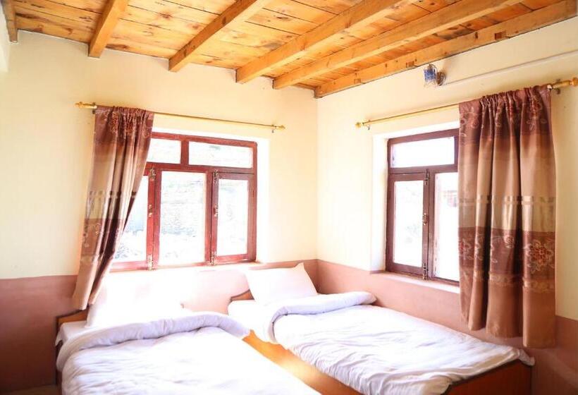 اتاق استاندارد, Himalayan Paradise