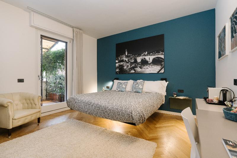 اتاق لوکس با چشمانداز دریاچه, Mövenpick Hotel Du Lac Tunis