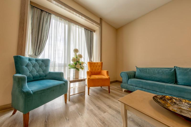 اتاق سوپریور با تخت بزرگ, Mövenpick Hotel Du Lac Tunis