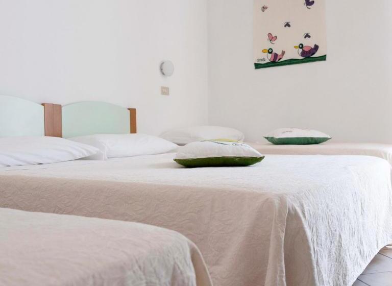 غرفة عائلية, Orsa Maggiore