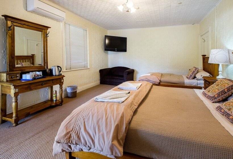 חדר משפחתי, Peel Inn Hotel Nundle