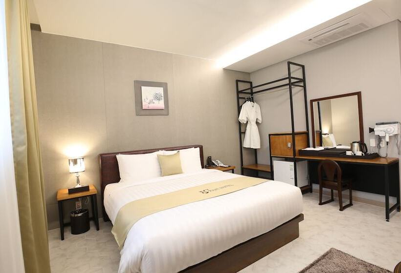 デラックスルーム, Rest