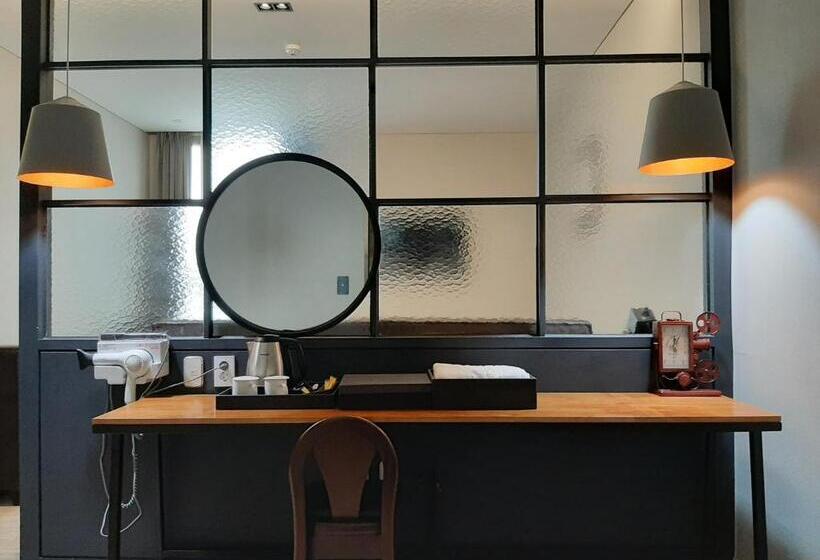 プレミアムルーム, Rest