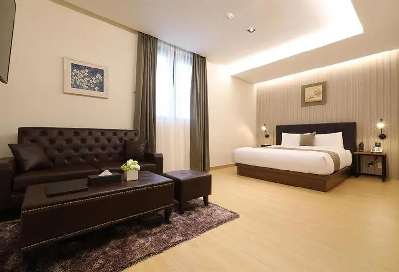 سوییت جونیور, Rest