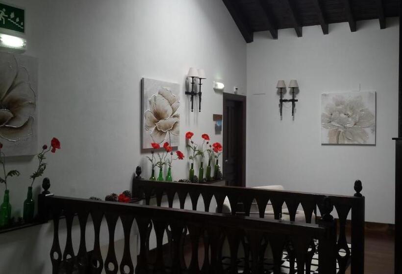 غرفة إقتصادية, Rural Palacio De Galceran