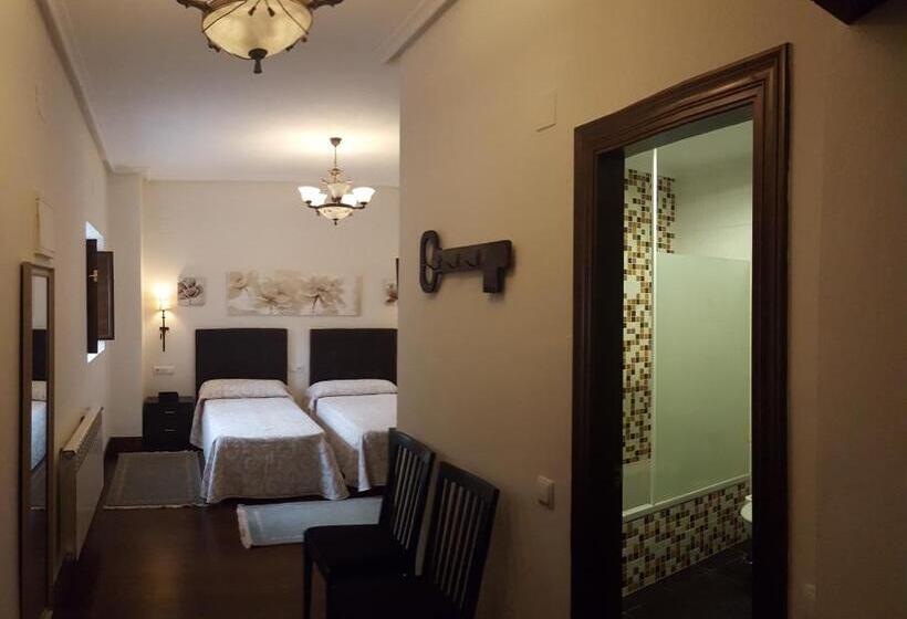 غرفة قياسية, Rural Palacio De Galceran