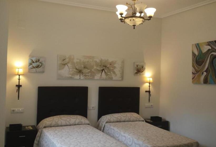 غرفة قياسية, Rural Palacio De Galceran