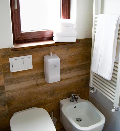 标准三人间, Sleep N Go