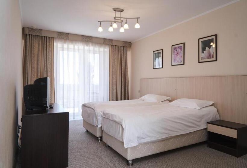 اتاق استاندارد با سرویس بهداشتی مشترک, Kapriz Issyk Kul Resort