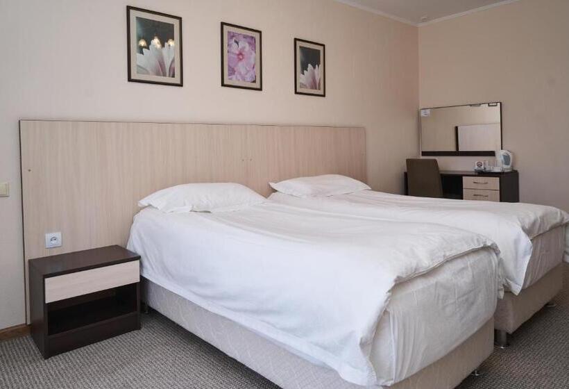 اتاق استاندارد با سرویس بهداشتی مشترک, Kapriz Issyk Kul Resort