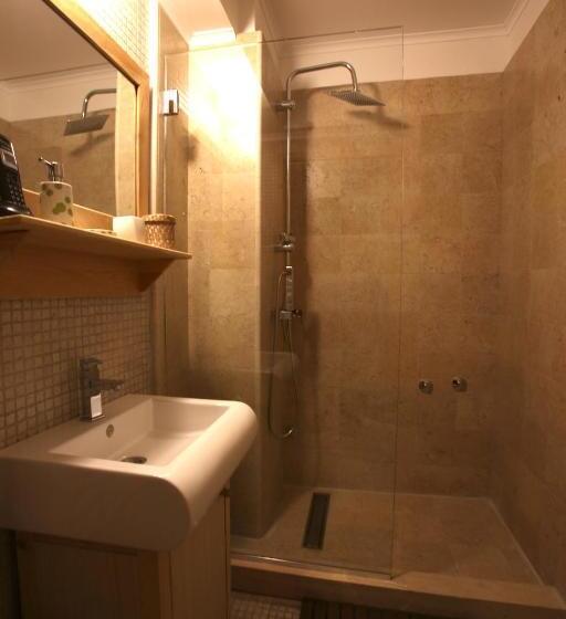 اتاق استاندارد یک نفره, Mecavnik Resort