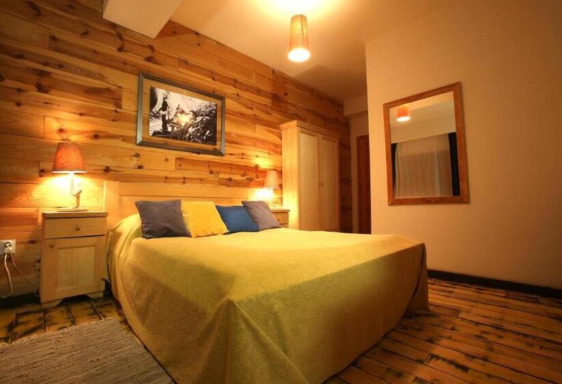 اتاق استاندارد یک نفره, Mecavnik Resort