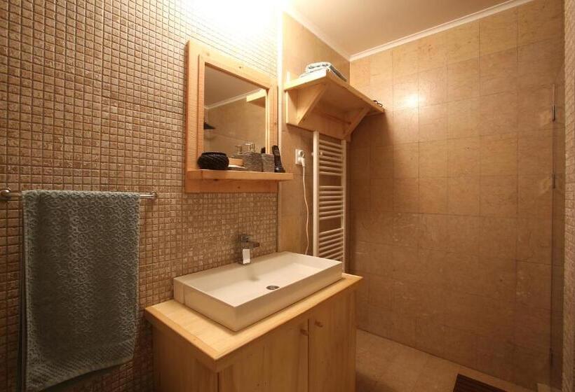 آپارتمان 1 خوابه, Mecavnik Resort