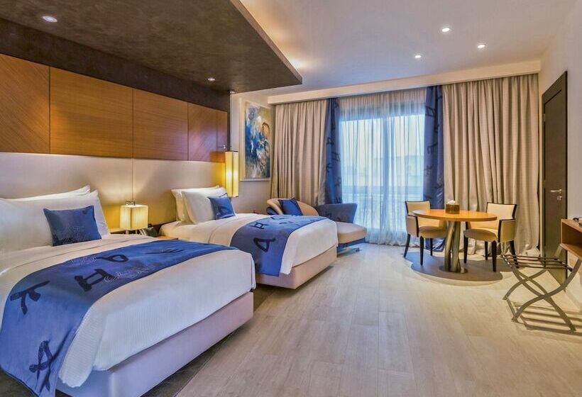 اتاق پریمیوم با چشم‌انداز دریاچه, Mövenpick Hotel Du Lac Tunis