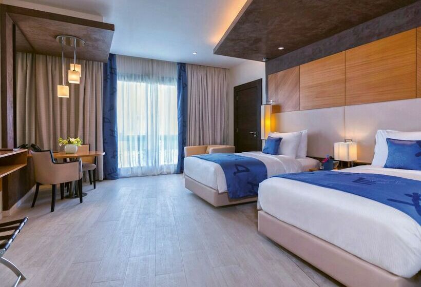 اتاق لوکس, Mövenpick Hotel Du Lac Tunis