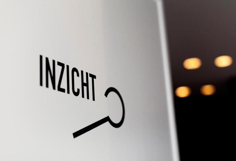 غرفة كومفورت, Logieslogees