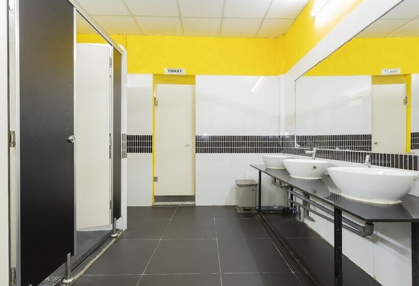 تختخواب در اتاق مشترک, Hangout Hostel Hcm