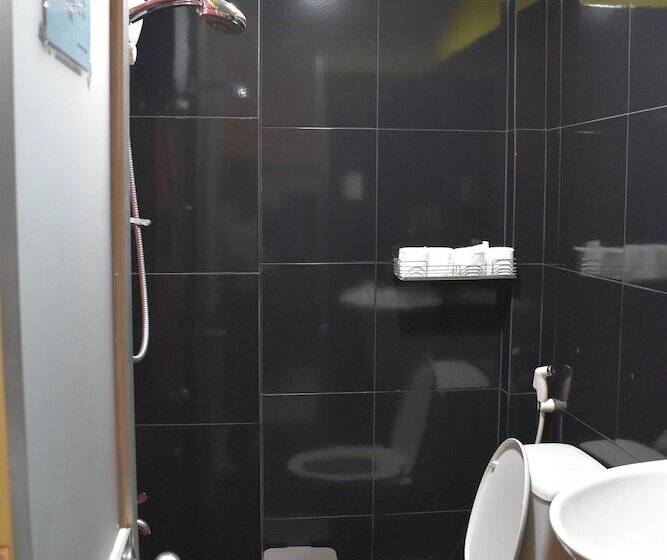 تختخواب در اتاق مشترک, Hangout Hostel Hcm