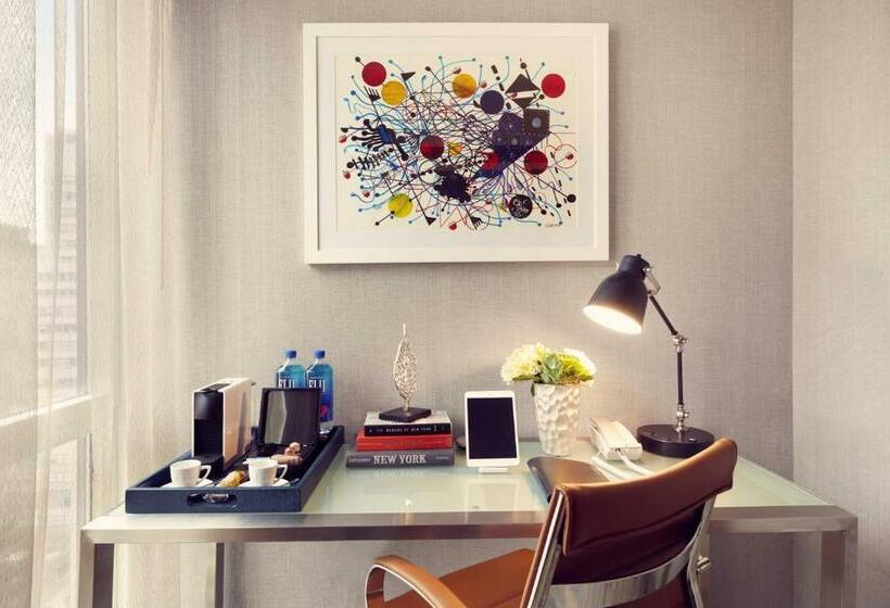 اتاق لوکس با تخت بزرگ, Artezen