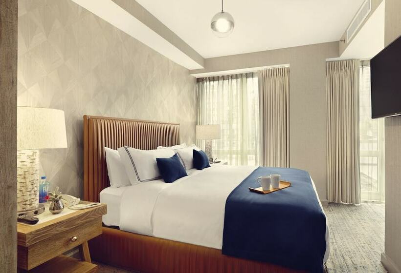 带大床的豪华间, Artezen