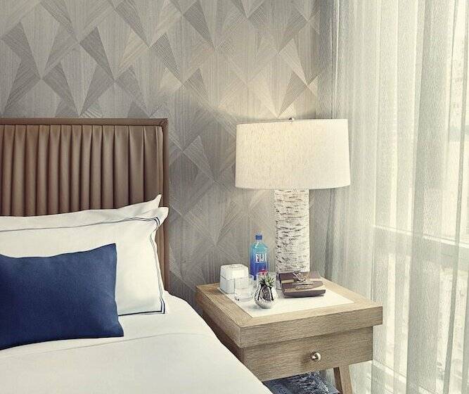 带大床的豪华间, Artezen