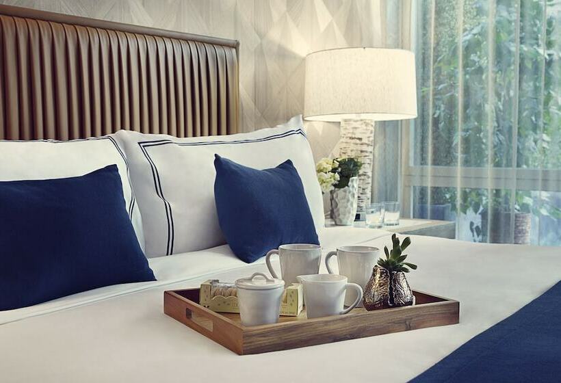 豪华房间, Artezen