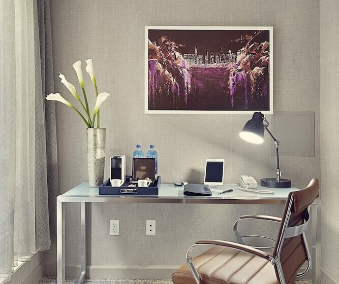 豪华房间, Artezen