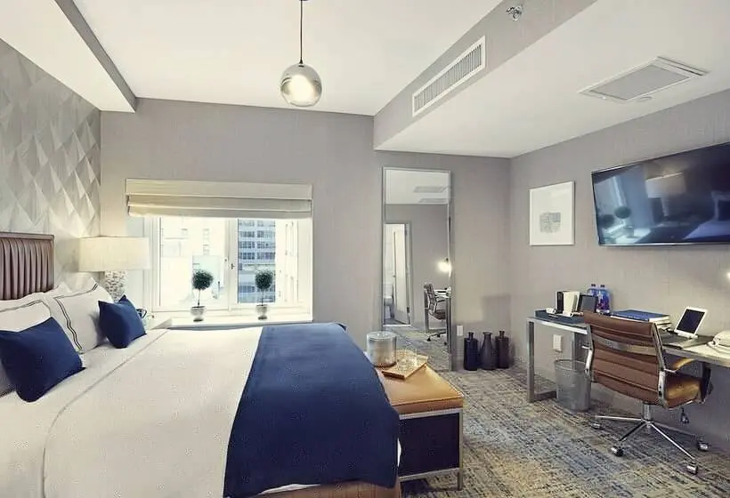 اتاق لوکس با تخت دو نفره بزرگ, Artezen