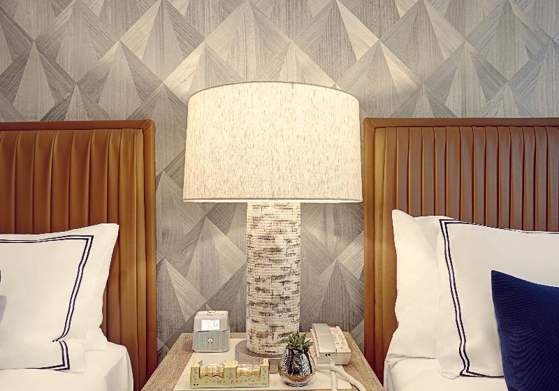 带特大床的豪华房间, Artezen