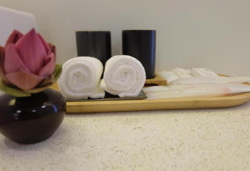 家庭间, Hari Residence & Spa