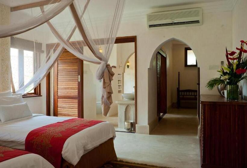 اتاق سوپریور, Swahili Beach