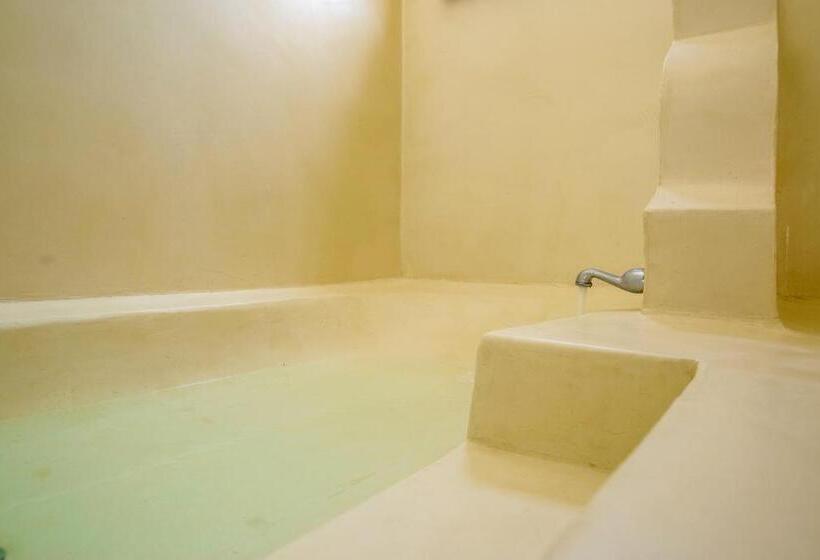 اتاق سوپریور, Swahili Beach