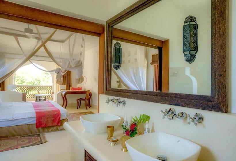 اتاق سوپریور, Swahili Beach