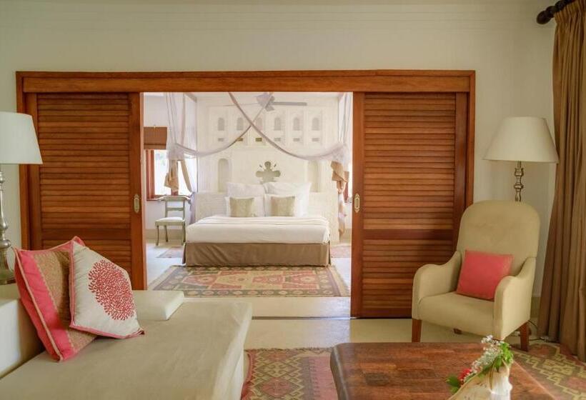 سوییت اجرایی, Swahili Beach