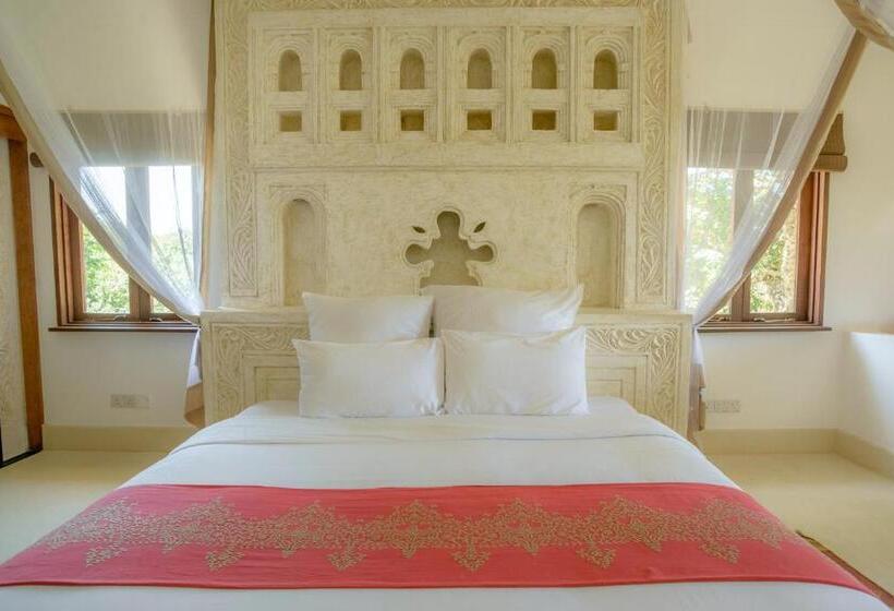 استودیوی سوپریور, Swahili Beach