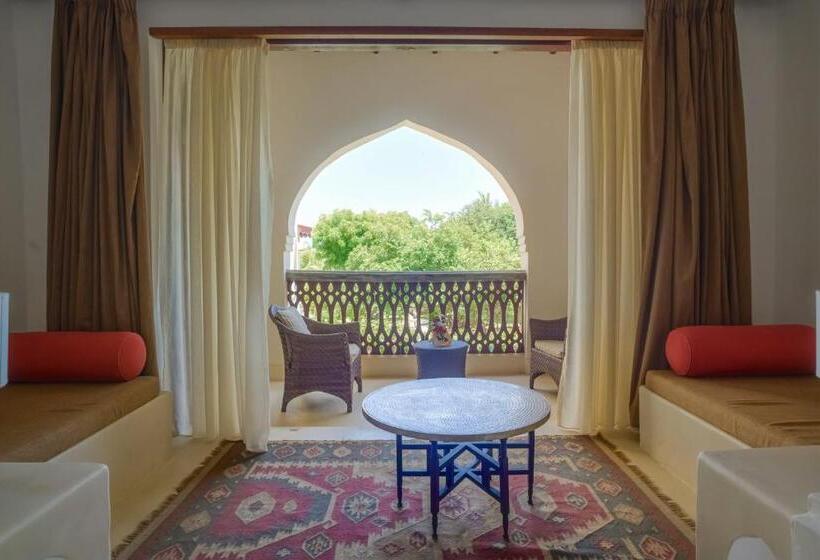 اتاق سوپریور, Swahili Beach