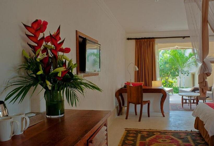 اتاق سوپریور, Swahili Beach