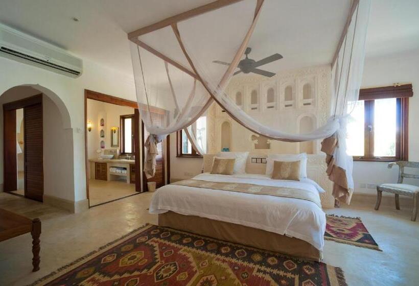 سوییت اجرایی, Swahili Beach