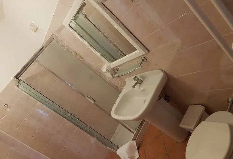 اتاق استاندارد با چشم‌انداز دریا, Tropea Boutique