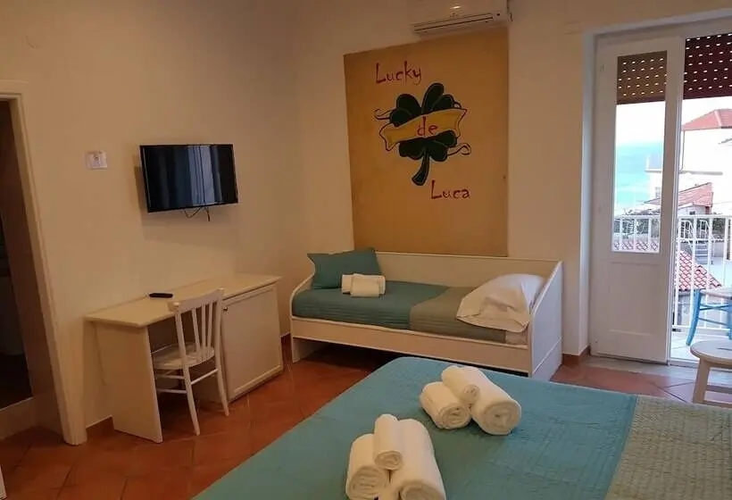 اتاق سه نفره سوپریور با چشم‌انداز دریا, Tropea Boutique