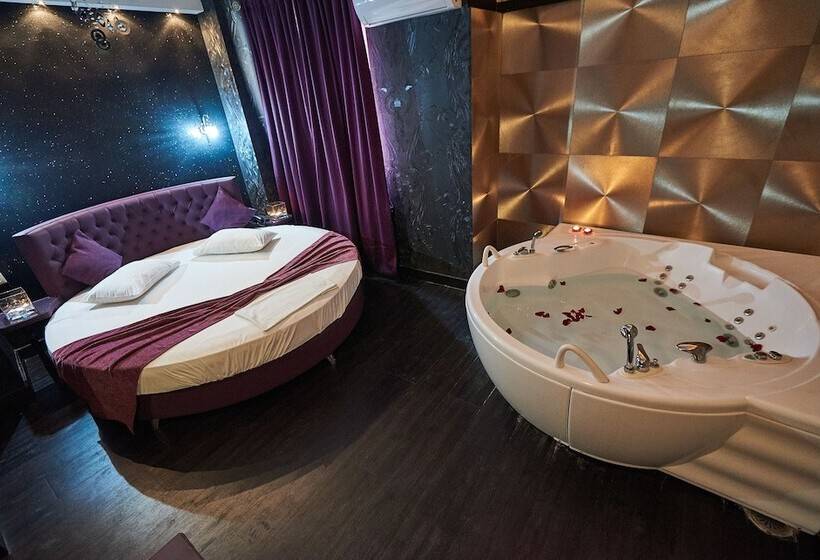 סוויטה עם ג'קוזי, Atlantic