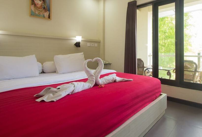 Номер Deluxe, Maxi Hotel Kedonganan