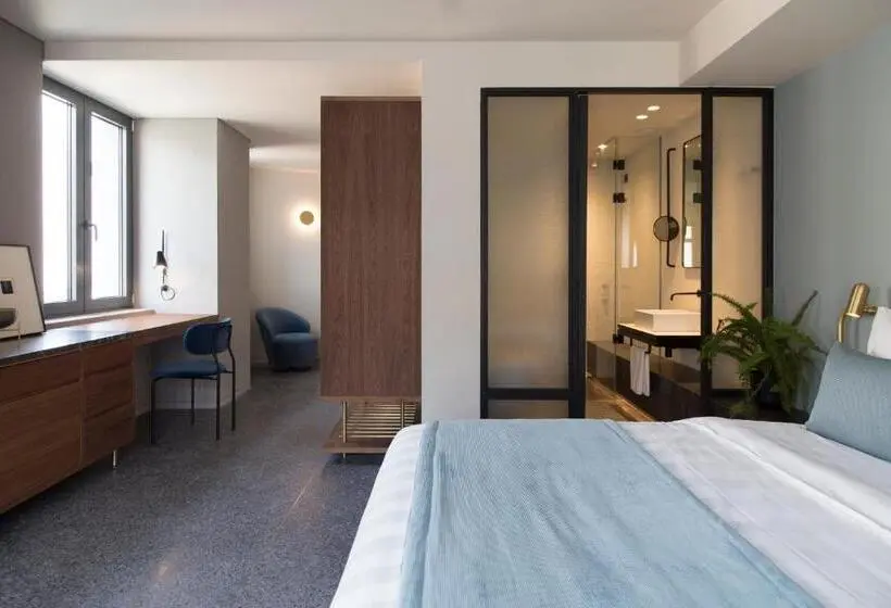 Junior Suite