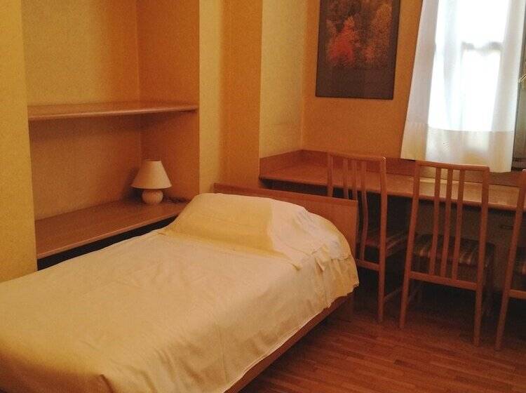 استودیوی استاندارد, Residence Lagrange